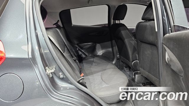 Chevrolet Spark LS 2019 — фото 12