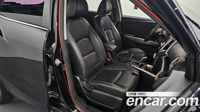 KG Mobility (SsangYong) Tivoli LX 2WD 2016 — фото 12