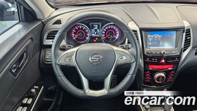 KG Mobility (SsangYong) Tivoli LX 2WD 2016 — фото 13