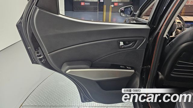 KG Mobility (SsangYong) Tivoli LX 2WD 2016 — фото 25