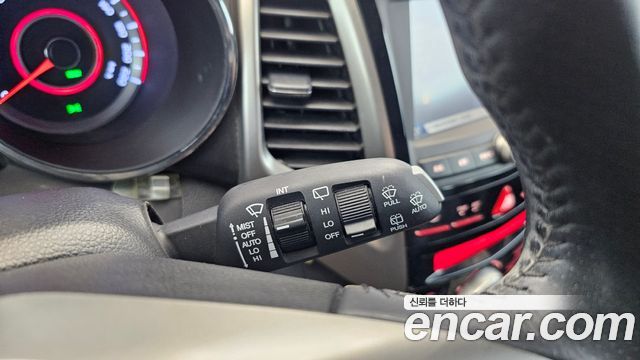 KG Mobility (SsangYong) Tivoli LX 2WD 2016 — фото 30