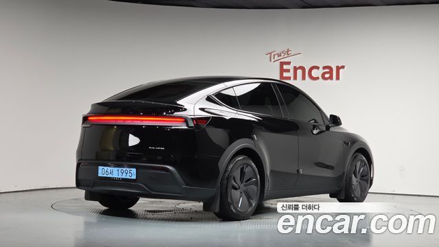 Tesla Model Y Premium Long Range AWD 2026 — фото 2
