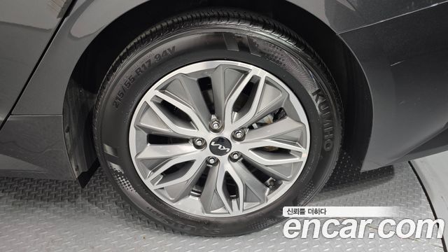 Kia K5 Hybrid (III) Noblesse 2023 — фото 27