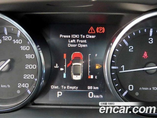 Land Rover Discovery Sport 2.0 TD4 HSE Luxury 2016 — фото 9