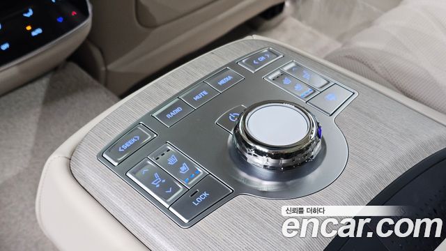 Genesis G80 (RG3) Gasoline 2.5 Turbo AWD 2025 — фото 20