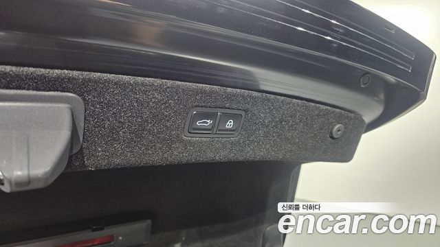 Genesis G90 (RS4) Gasoline 3.5 Turbo e-S/C AWD Black 2026 — фото 24