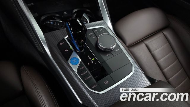 BMW i4 eDrive40 M Sports Pro 2023 — фото 9