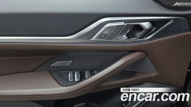 BMW i4 eDrive40 M Sports Pro 2023 — фото 32