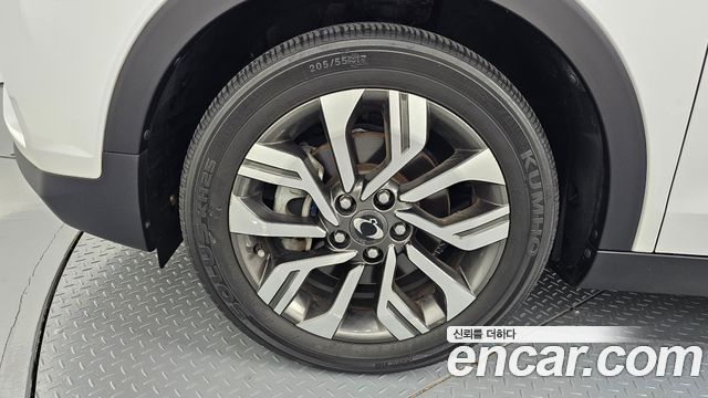 KG Mobility (SsangYong) Tivoli Armor Gear Plus 2WD 2019 — фото 5