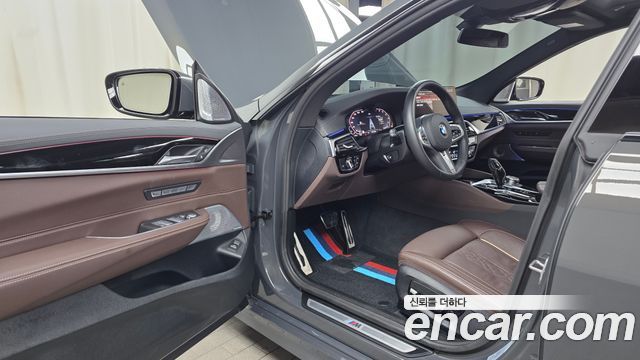BMW 6 Series GT (G32) 630i xDrive M Sport Pro Final Edition 2024 — фото 10