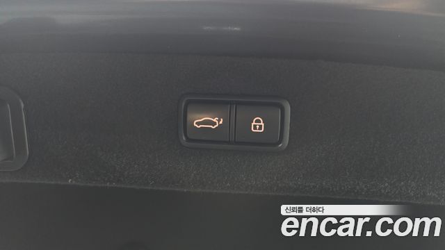 Genesis EQ900 3.3 T-GDI AWD Luxury 2017 — фото 17