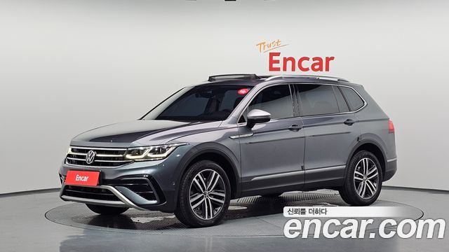Volkswagen Tiguan Allspace 2.0 TSI Prestige 2023 — фото 1