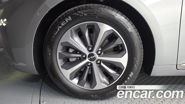 Kia K8 Hybrid Noblesse 2023 — фото 5