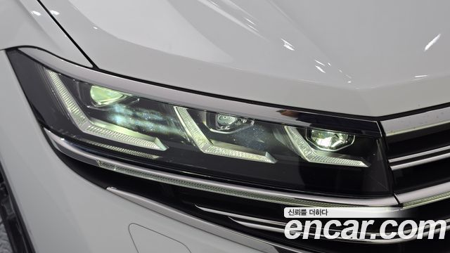Volkswagen Touareg (III) 3.0 TDI Prestige 2024 — фото 22