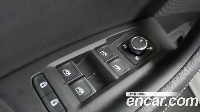 Volkswagen Touareg (III) 3.0 TDI Prestige 2024 — фото 37