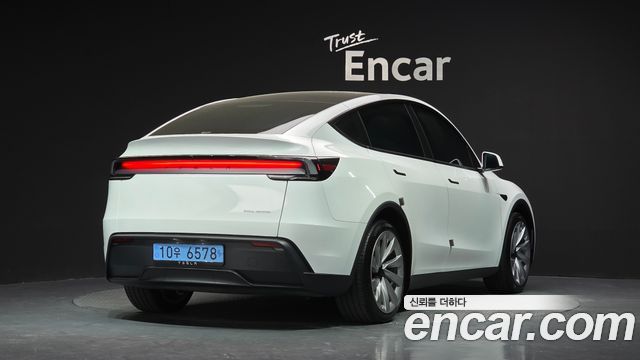 Tesla Model Y Long Range AWD 2025 — фото 2
