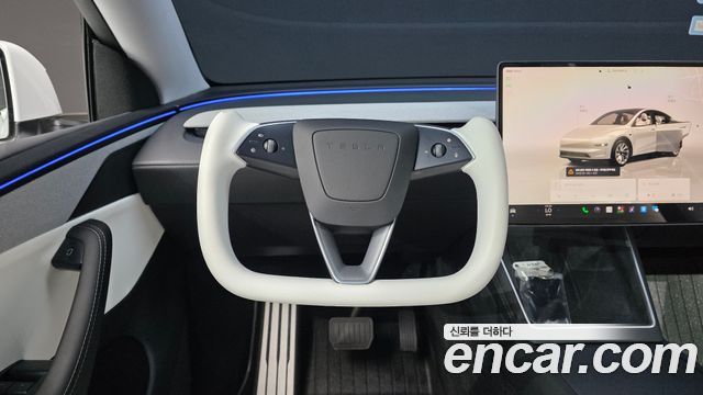 Tesla Model Y Long Range AWD 2025 — фото 14