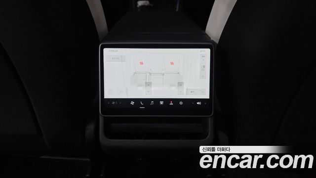 Tesla Model Y Long Range AWD 2025 — фото 27