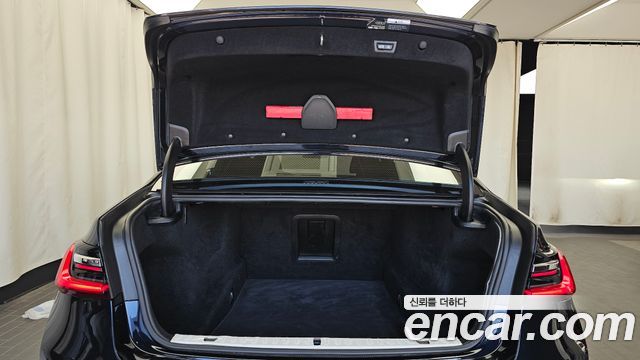 BMW 7 Series (G11) 740i M Sport 2021 — фото 20
