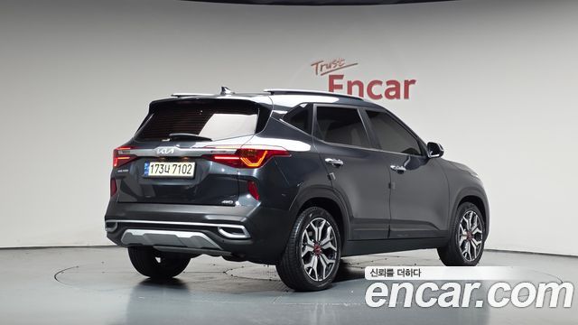 Kia Seltos Gasoline 1.6 Turbo 4WD Signature 2023 — фото 2