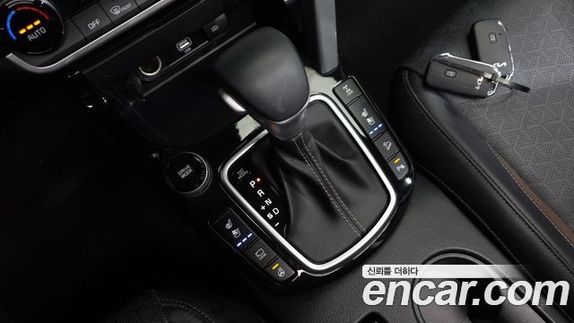 Kia Seltos Gasoline 1.6 Turbo 4WD Signature 2023 — фото 9