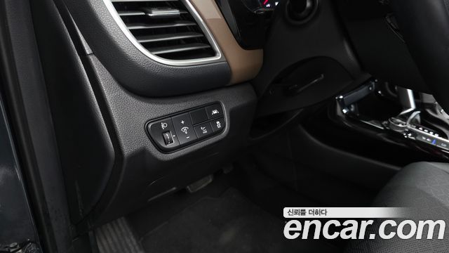 Kia Seltos Gasoline 1.6 Turbo 4WD Signature 2023 — фото 18