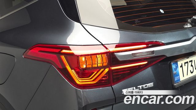 Kia Seltos Gasoline 1.6 Turbo 4WD Signature 2023 — фото 23