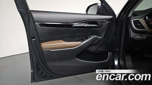 Kia Seltos Gasoline 1.6 Turbo 4WD Signature 2023 — фото 24