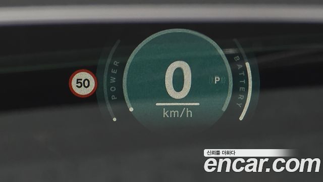 MINI Cooper Electric (IV) SE Favoured 2024 — фото 17
