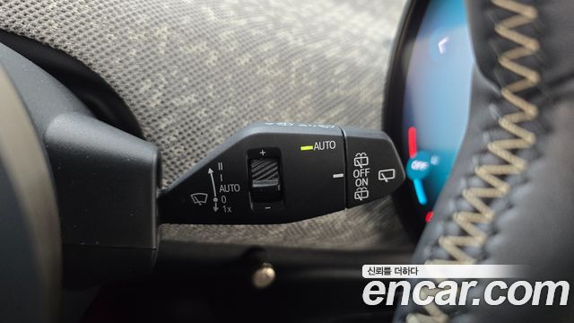 MINI Cooper Electric (IV) SE Favoured 2024 — фото 20