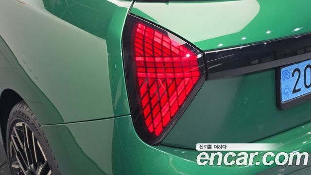 MINI Cooper Electric (IV) SE Favoured 2024 — фото 23