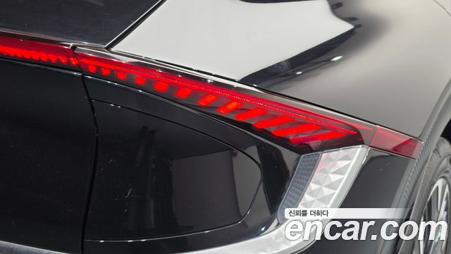 Kia EV6 Long Range Earth 2023 — фото 23