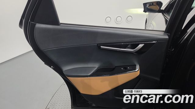 Kia EV6 Long Range Earth 2023 — фото 25