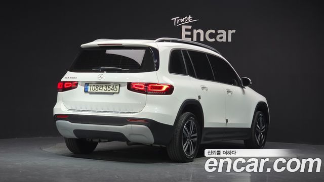 Mercedes-Benz GLB-Class (X247) GLB200 d 2021 — фото 2