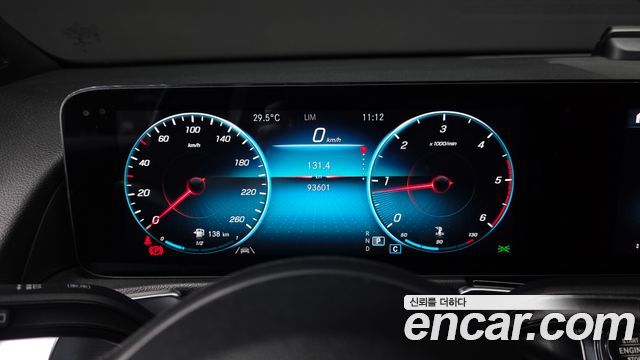 Mercedes-Benz GLB-Class (X247) GLB200 d 2021 — фото 8