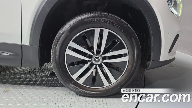 Mercedes-Benz GLB-Class (X247) GLB200 d 2021 — фото 21