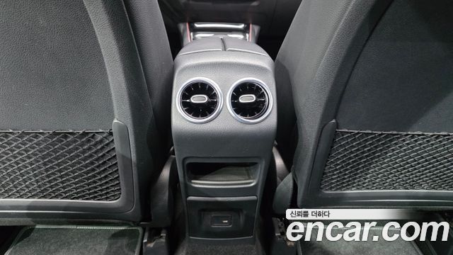 Mercedes-Benz GLB-Class (X247) GLB200 d 2021 — фото 30