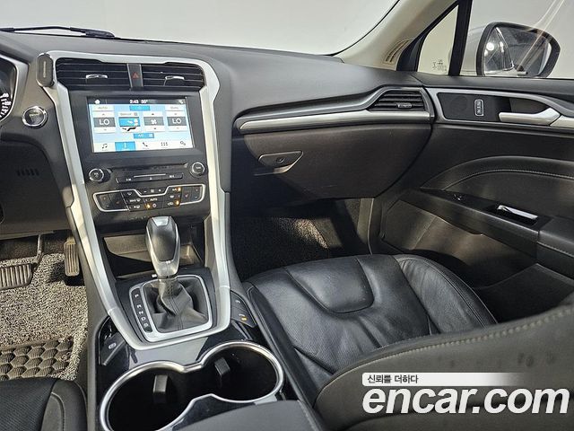 Ford Mondeo (IV) 2.0 Trend 2016 — фото 9
