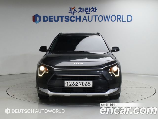 Kia Niro Prestige 2024 — фото 3