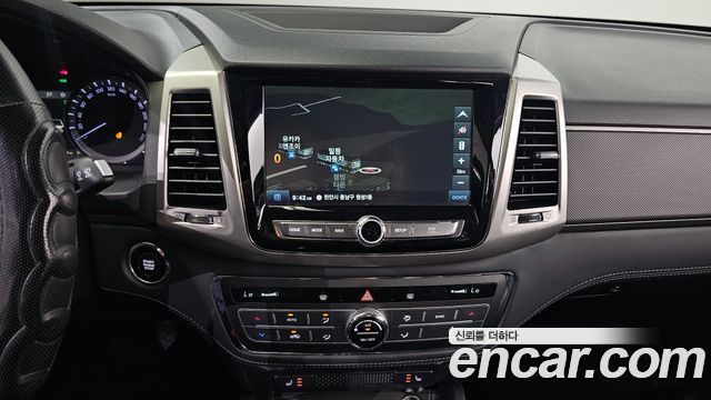 KG Mobility (SsangYong) Rexton Sports Diesel 2.2 4WD Prestige 2018 — фото 16