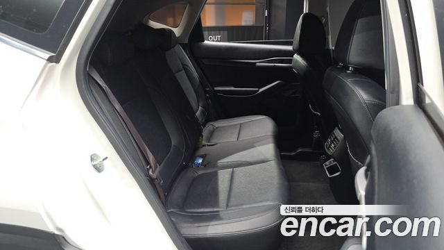 Kia Seltos Gasoline 1.6 Turbo 2WD Prestige 2024 — фото 11