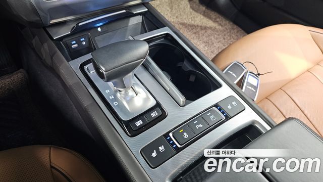 Genesis G80 2.2D AWD Premium Luxury 2018 — фото 9
