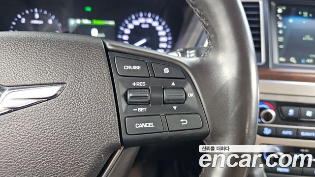 Genesis G80 2.2D AWD Premium Luxury 2018 — фото 18
