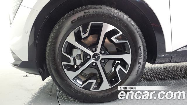 Kia Sportage Hybrid (V) Signature 2WD 2023 — фото 5