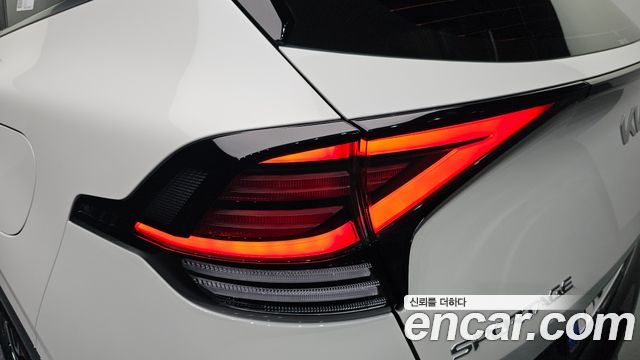 Kia Sportage Hybrid (V) Signature 2WD 2023 — фото 23
