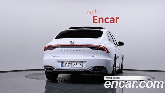 Hyundai Grandeur (IG) 2.5 Le Blanc 2023 — фото 4