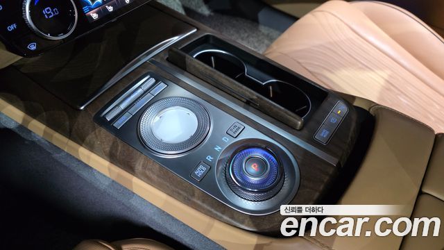 Genesis G80 (RG3) Gasoline 2.5 Turbo AWD 2022 — фото 9