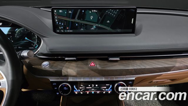 Genesis G80 (RG3) Gasoline 2.5 Turbo AWD 2022 — фото 13