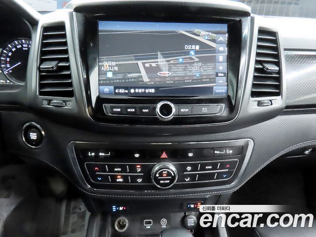 KG Mobility (SsangYong) Rexton Sports Khan Diesel 2.2 4WD Prestige 2021 — фото 21