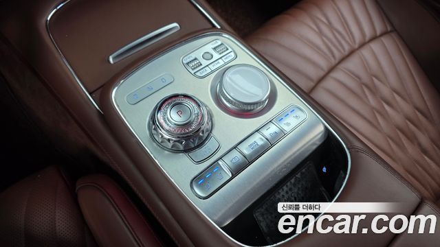Genesis G90 (RS4) Gasoline 3.5 Turbo AWD 2022 — фото 9